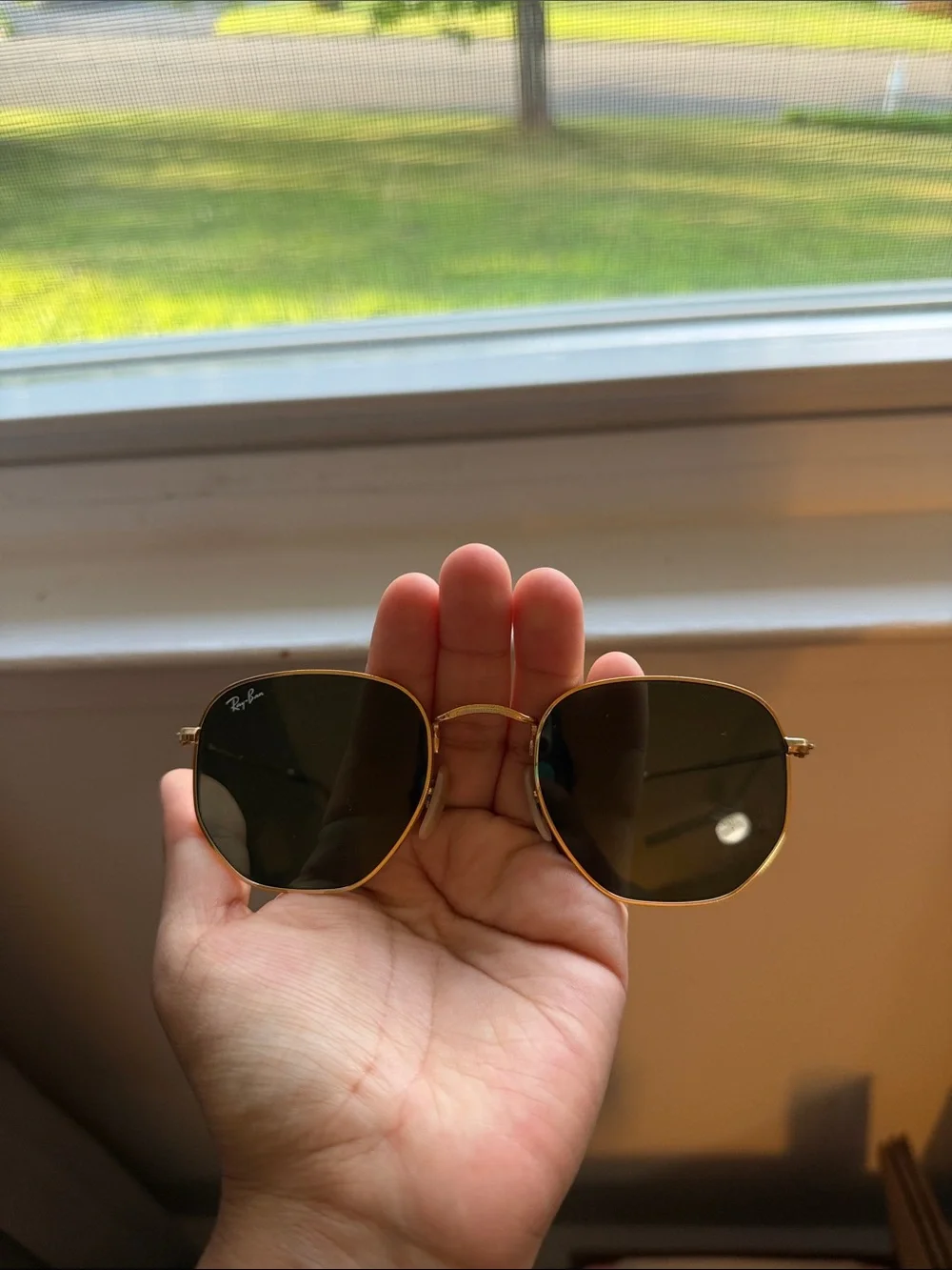 Ray-Ban women's Gold Frame Dark Green Lens Sunglasses